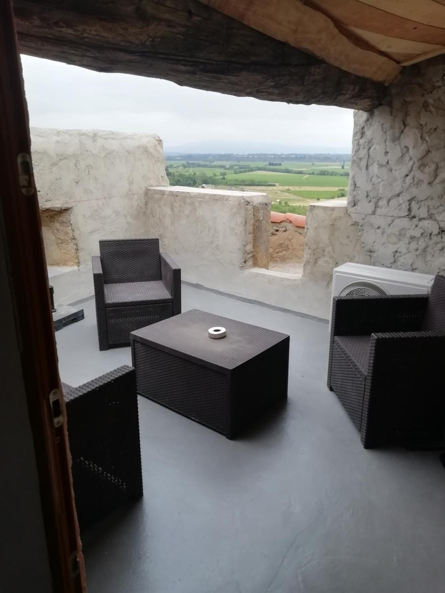 Ancienne Caserne Du Chateau Azille Kültér fotó